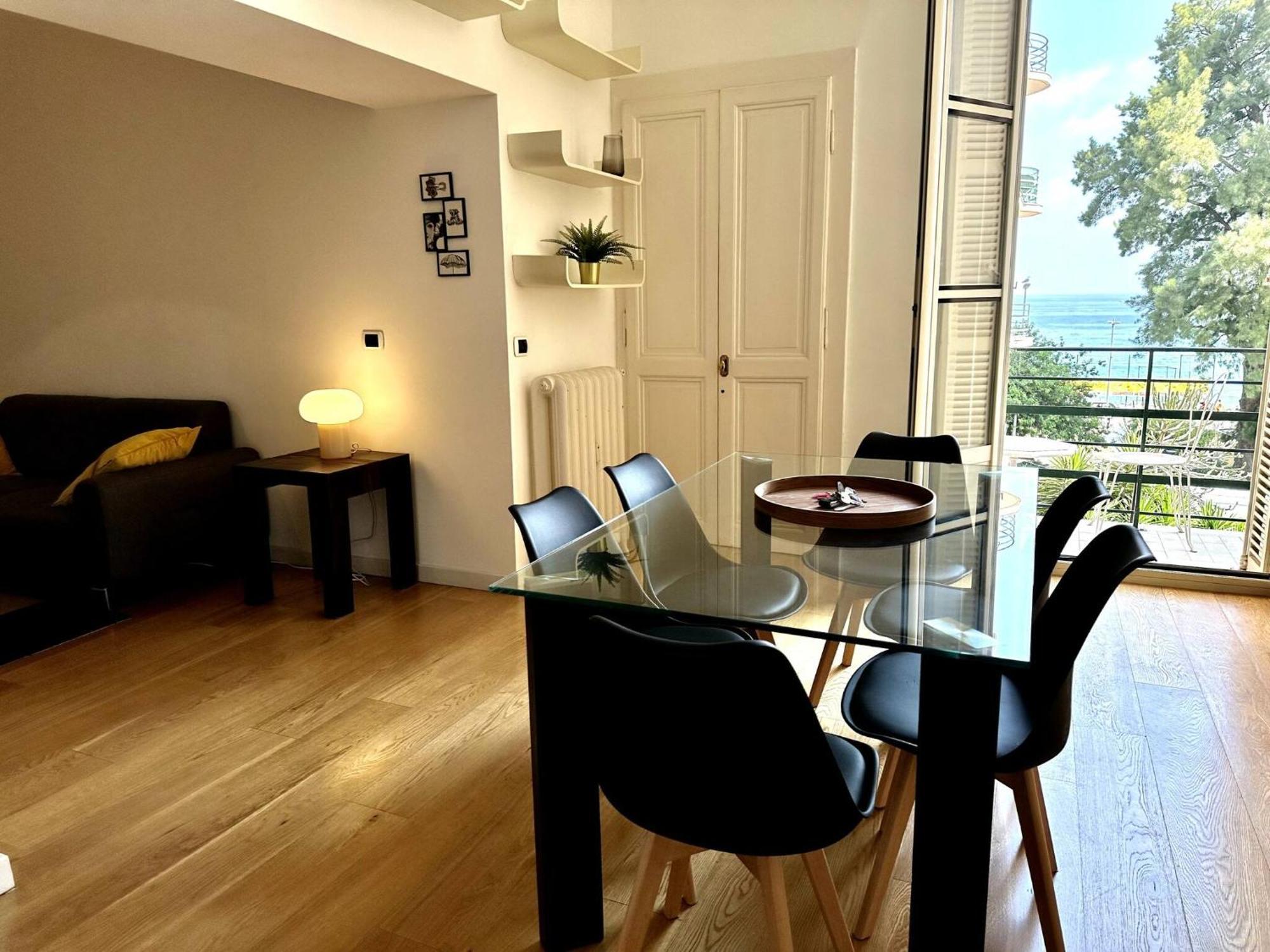 Beau 3 Pieces Vue Mer Menton Ngoại thất bức ảnh